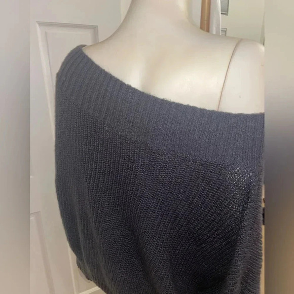 EXLURA BATWING OFF THE SHOULDER OVERSIZED PULL OVER KNIT SWEATER IN GREY O/S - Picture 7 of 16